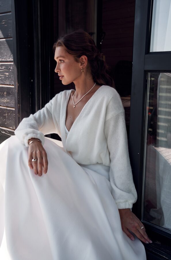Свитер BOW SWEATER IVORY — фото 1